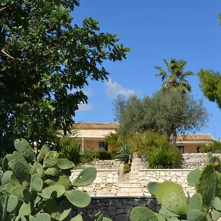 Antica Masseria Timparuci Pensión 3*