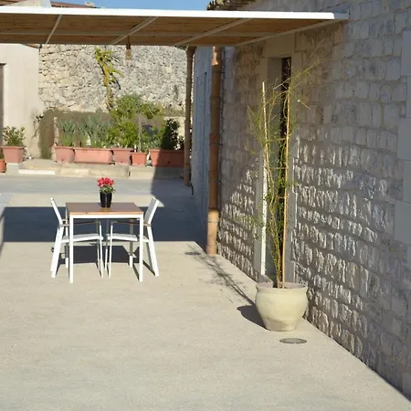 Antica Masseria Timparuci Pensión 3*