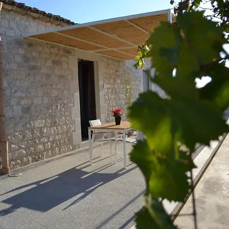 Pensión Antica Masseria Timparuci 3*