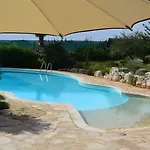 Antica Masseria Timparuci Gæstehus 4*