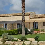 Gæstehus Antica Masseria Timparuci