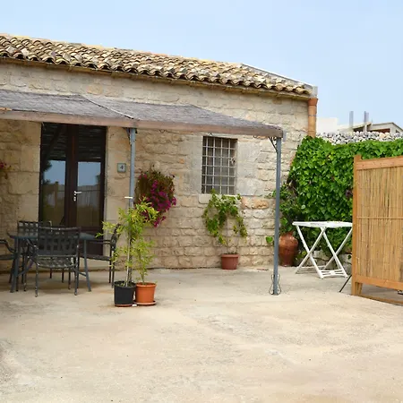 Gæstehus Antica Masseria Timparuci