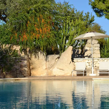 Antica Masseria Timparuci Pensión